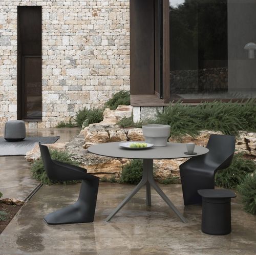 Table contemporaine - OOPS - Kristalia - en bois / en stratifié / en marbre