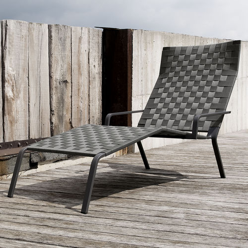 Bain de soleil contemporain - REST - Kristalia - en tissu / en polyester / en aluminium