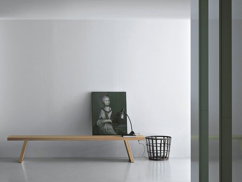 Banc contemporain - GROOVE  - Porro - en bois massif / par Piero Lissoni