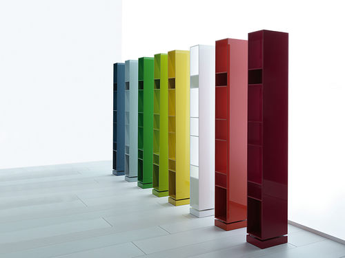 Bibliothèque design original - SIDEWALL   - Porro - en bois laqué / par Piero Lissoni / noire