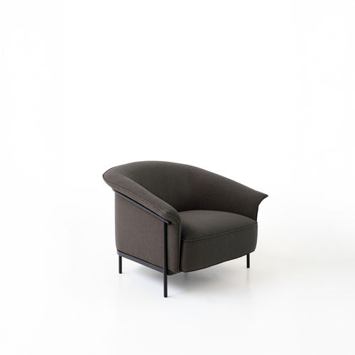 Fauteuil contemporain - KITE - Porro - en tissu / en cuir / tapissé