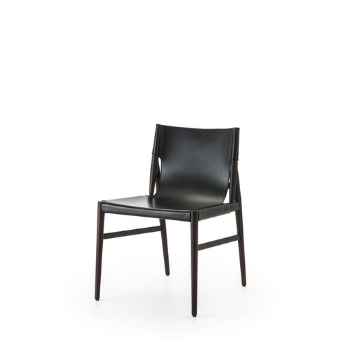 Chaise contemporaine - VOYAGE - Porro - d'intérieur / en cuir / avec piètement en bois