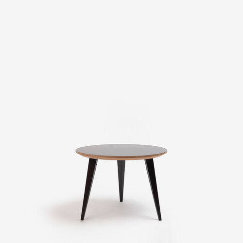 Table d'appoint contemporaine - BOB - Ondarreta - en stratifié / en porcelaine / avec piètement en chêne
