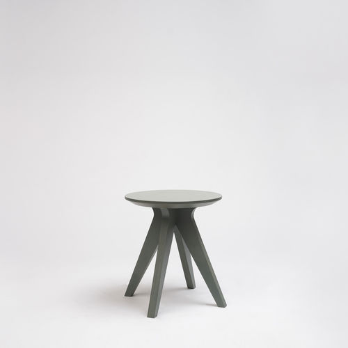 Table d'appoint contemporaine - MIKADO - Ondarreta - en hêtre / en stratifié / avec piètement en bouleau