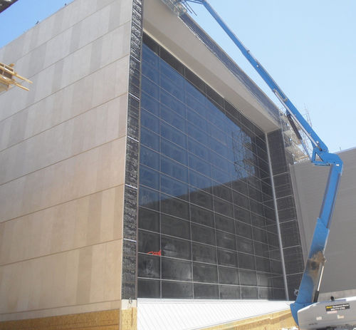 Bardage en panneaux - INDIANA STANDARD BUFF - Stone panels - en calcaire / finition naturelle / aspect pierre