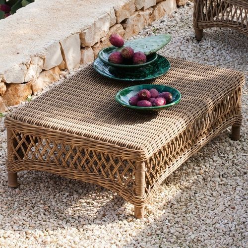 Table basse contemporaine - OLIMPIA - Unopiù - en aluminium / en fibres synthétiques / avec piètement en aluminium