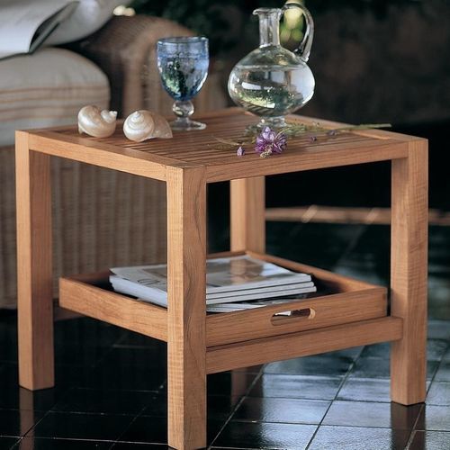 Table basse classique - Chelsea  - Unopiù - en teck / avec piètement en teck / carrée