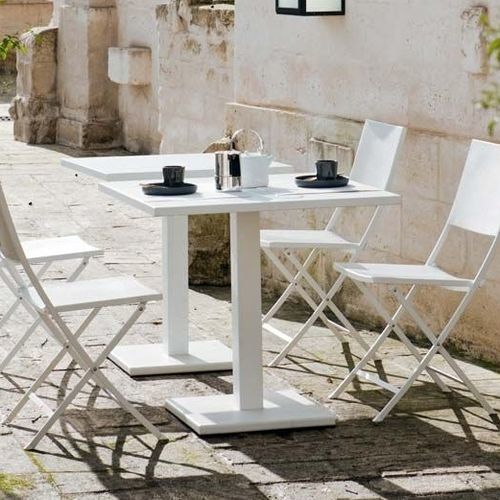Table contemporaine - CONRAD - Unopiù - en fer / avec piètement en fer / carrée
