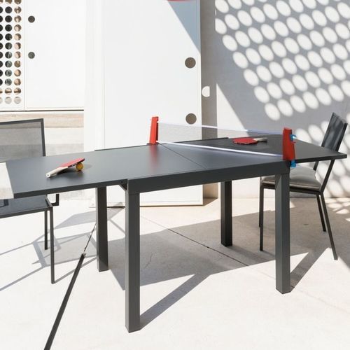 Table contemporaine - Conrad  - Unopiù - en fer / avec piètement en fer / rectangulaire