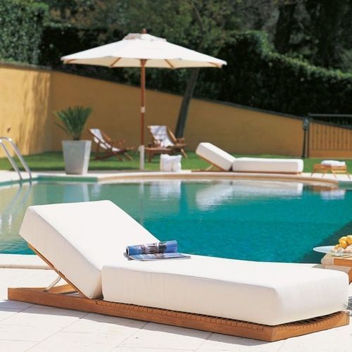 Bain de soleil contemporain - Synthesis - Unopiù - en tissu / en fibres synthétiques / en teck