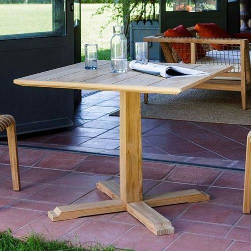Table contemporaine - SYNTHESIS - Unopiù - en teck / avec piètement en teck / carrée