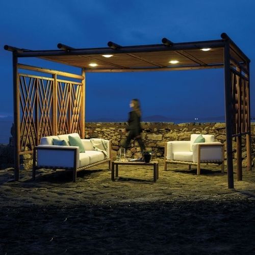 Pergola autoportée - Nagi - Unopiù - en pin / à lames brise soleil / couverture en bois