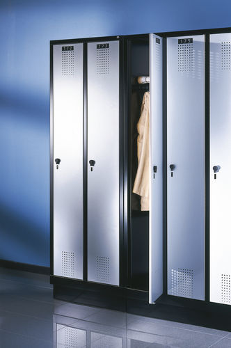 Casier vestiaire en acier - ARMOIRE EN ACIER - GEKIPS - à usage industriel / professionnel