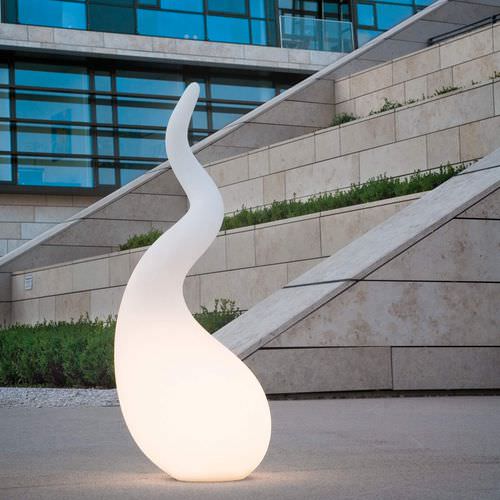 Lampe sur pied - ALIEN_XL EASY  - next - en polyéthylène / design original / d'extérieur
