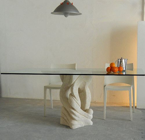 Table contemporaine - AUSTRALE - stonebreakers - en cristal / avec piètement en pierre / rectangulaire