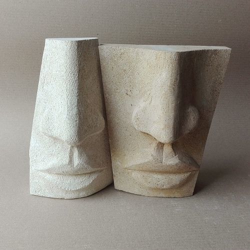 Sculpture en pierre - Hermanos - stonebreakers - grise / figuratif / contemporaine