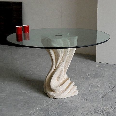 Table à manger contemporaine - Essenza - stonebreakers - en cristal / avec piètement en pierre / ronde
