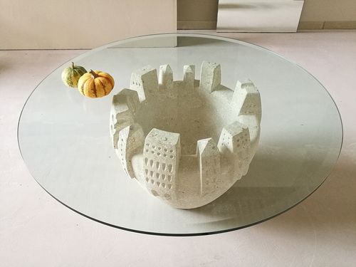 Table basse design original - Gaia - stonebreakers - en cristal / avec piètement en pierre / ronde