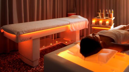 Table de massage fixe - VIVALDI - Inbeca Wellness Equipment S.L - en bois / professionnelle