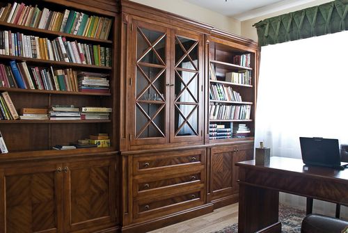 Bibliothèque haute - OFFICE - AKAN-handmade furniture - classique / en bois / vitrée