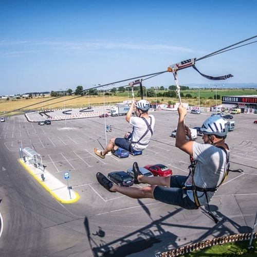 Téléphérique pour aire de jeu tyrolienne - Walltopia