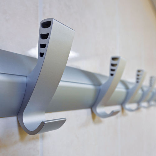 Patère contemporaine - 211.09 - FRANCE EQUIPEMENT - en aluminium / double / professionnelle