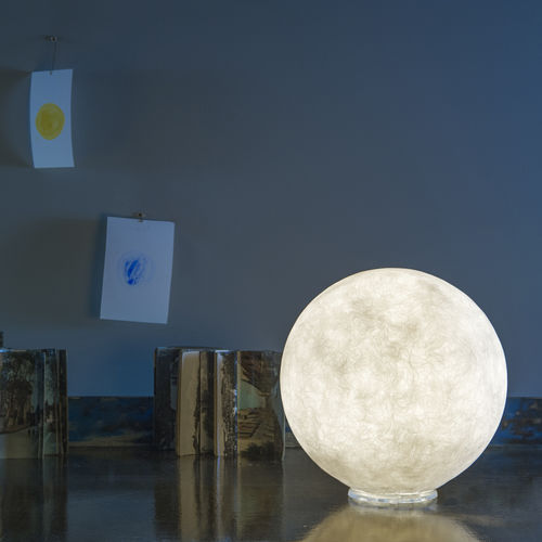 Lampe de table - T.moon - in-es artdesign - en polycarbonate / en Nebulite® / contemporaine