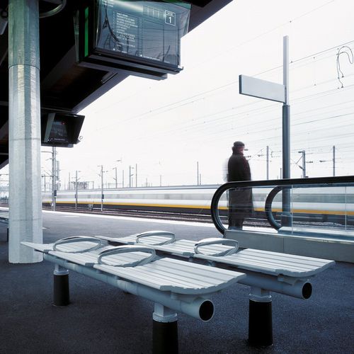 Banc public contemporain - RS - TECNO - en métal / modulaire / pour aéroport