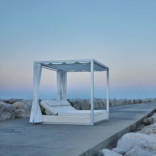 Bain de soleil contemporain - KHAN - POINT - en fibres synthétiques / en aluminium / de jardin