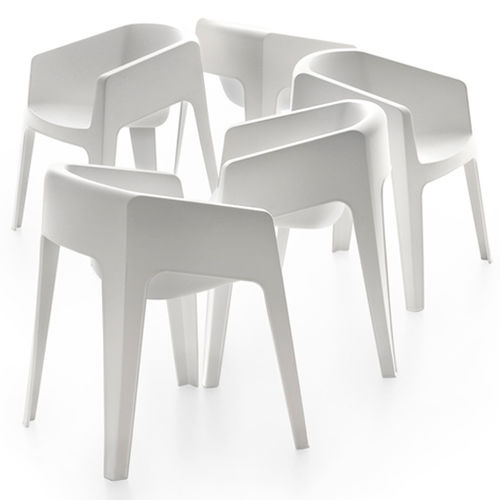 Chaise contemporaine - TOTOTO  - MAXDESIGN - d'extérieur / en polypropylène / empilable