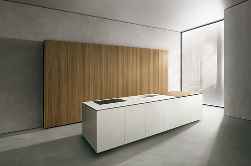 Cuisine contemporaine - ALIAS - MK CUCINE - en bois / en Corian® / avec îlot