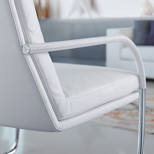 Fauteuil contemporain - GEORGE - Walter Knoll - en cuir / luge