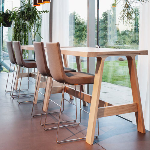Chaise de bar contemporaine - JIM - MONTIS - d'intérieur / en tissu / en cuir