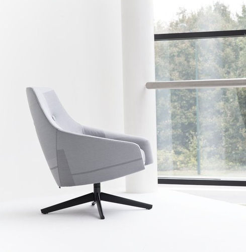 Fauteuil contemporain - PUK LOW - MONTIS - en tissu / en métal / en bois