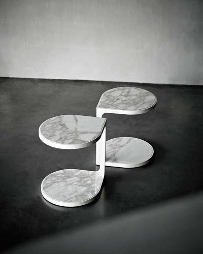 Table d'appoint contemporaine - COOT - Tacchini - en métal laqué / en marbre / résidentielle