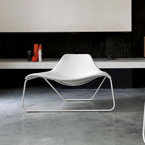 Chauffeuse contemporaine - GLIDE - Tacchini - en cuir / noire / blanche