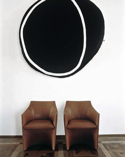Fauteuil visiteur contemporain - MAYFAIR - Tacchini - en cuir / marron / par Christophe Pillet