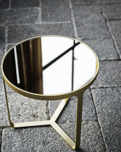 Table d'appoint contemporaine - CAGE - Tacchini - en métal / ronde / carrée