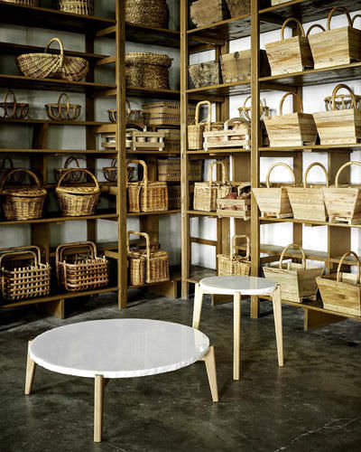 Table basse contemporaine - MONZINO - Tacchini - en pierre / ronde / résidentielle