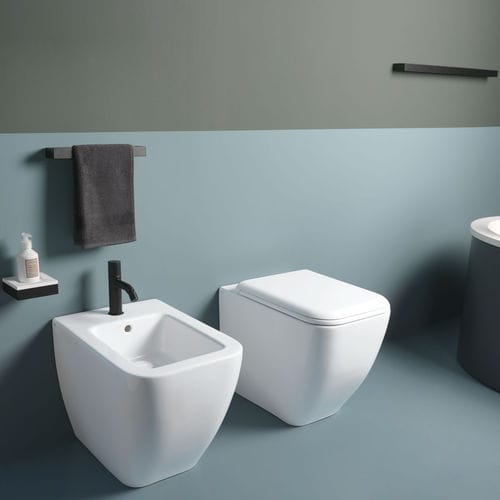 WC près du mur - SHUI COMFORT - TALCO - Ceramica Cielo - en céramique / ovale / moderne