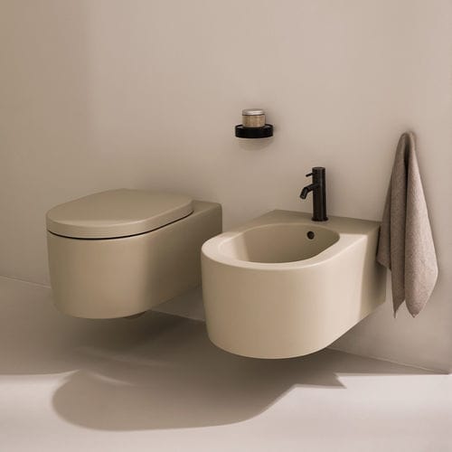 Bidet suspendu - OTIS - Ceramica Cielo - par King & Miranda / par Andrea Parisio