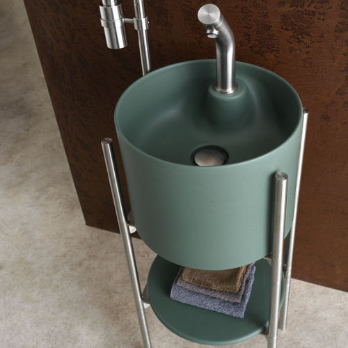 Vasque sur pied - L805 - A. e T. ITALIA - en céramique / ronde / sans trou
