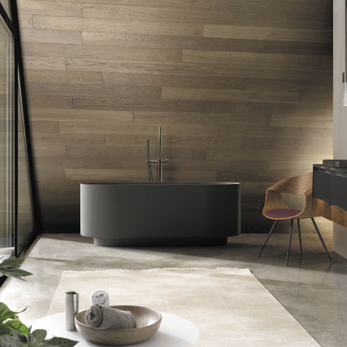 Baignoire ovale - FLY  - A. e T. ITALIA - en îlot / pour habitat / en céramique