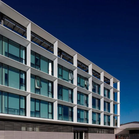 Mur-rideau en panneaux - POLIEDRA SKY TECH 50 CV - METRA Building - en verre / décoratif / acoustique