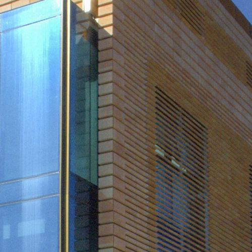 Brise-soleil en terracotta - PIASTRA - Manetti Gusmano & figli - Sannini Impruneta - pour façade / horizontal / fixe