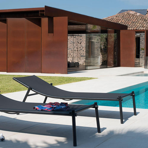 Bain de soleil contemporain - Terramare - EMU - en tissu / en cuir / en aluminium