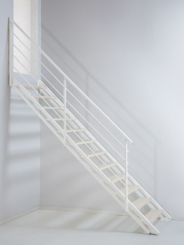 Escalier droit - POP - FONTANOT - ALBINI & FONTANOT - à marches en bois / structure en acier / contemporain