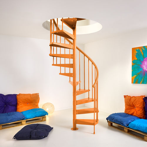 Escalier en colimaçon - CLIP - FONTANOT - ALBINI & FONTANOT - à marches en métal / structure en métal / contemporain