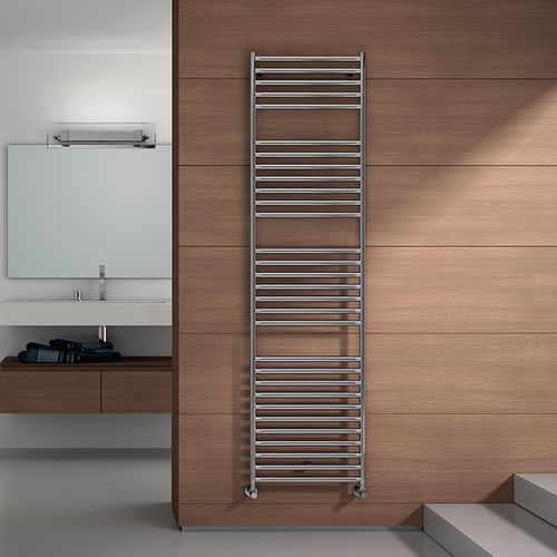 Sèche-serviettes à eau chaude - STILÉ - IRSAP - 0...500 w / 501 w...750 w / contemporain
