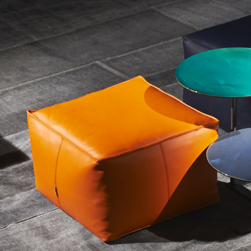 Pouf contemporain - SOFT LITTLE - cierre - en cuir / carré